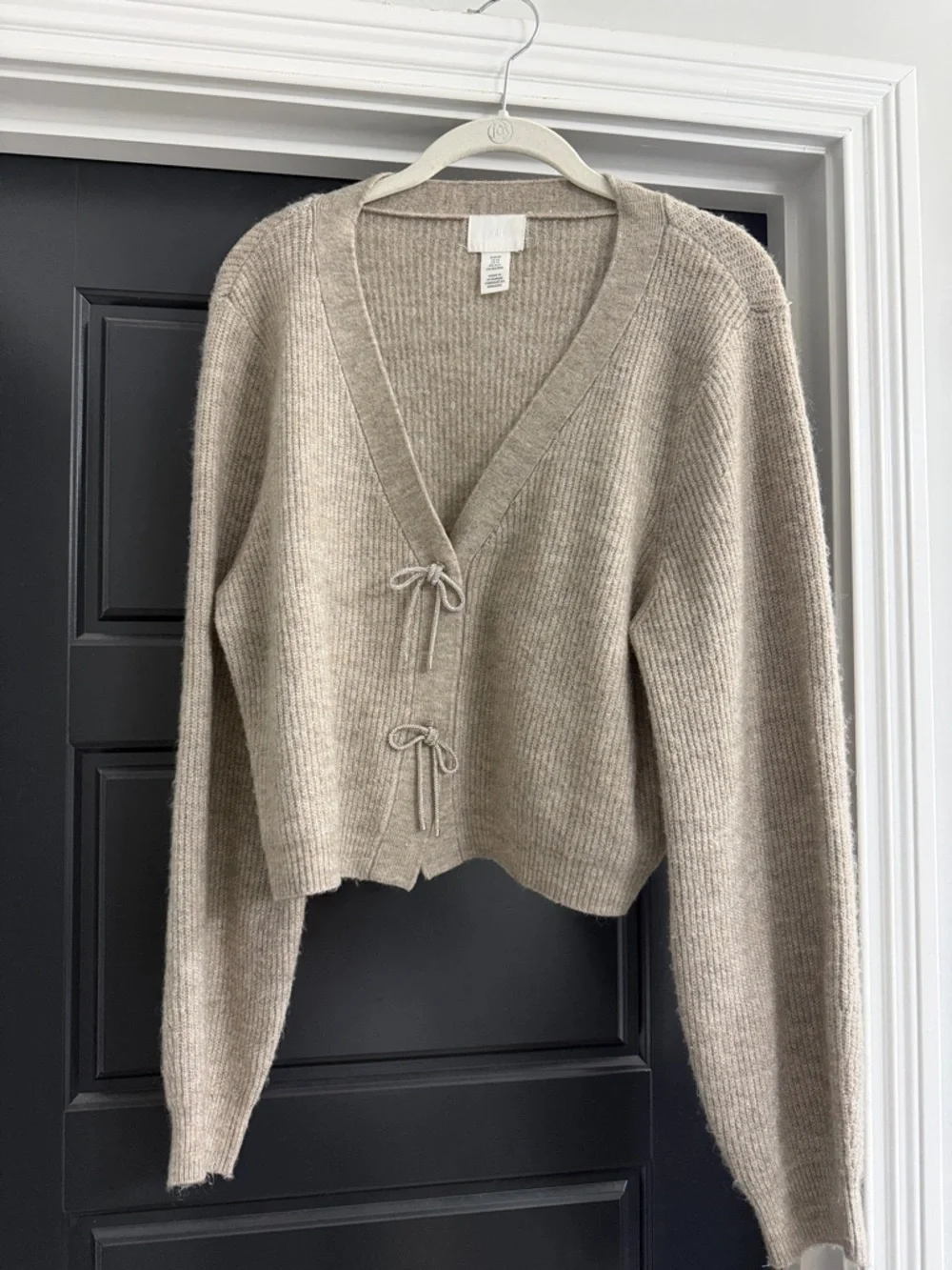 H&M Taupe Ribbed V-Neck Snap-Front Cardigan - Picture 1 of 3
